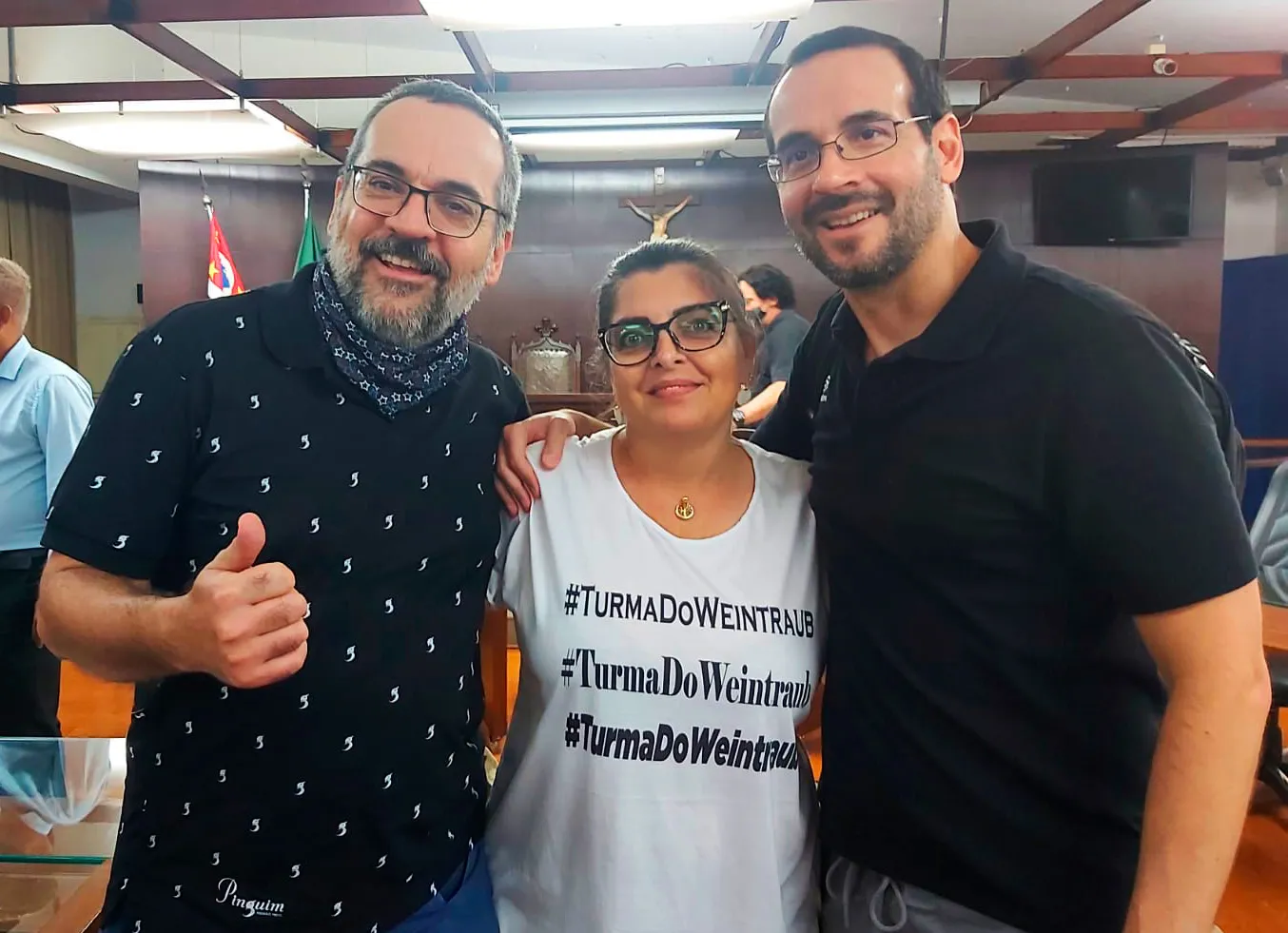 Abraham e Arthur Weintraub com apoiadora em Jaboticabal